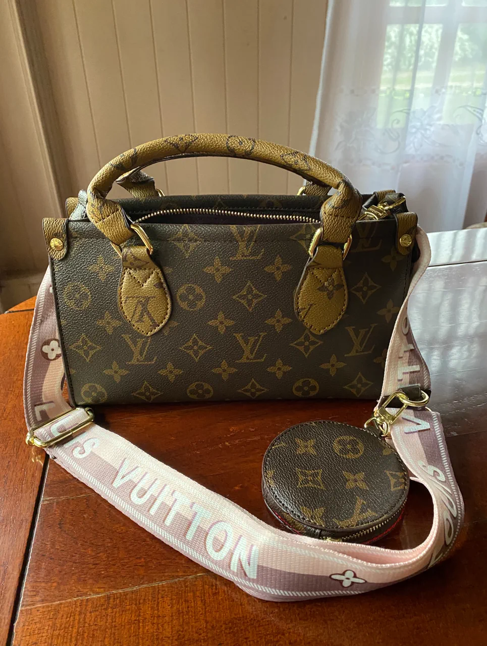 Cartera Louis Vuitton - imagen 4
