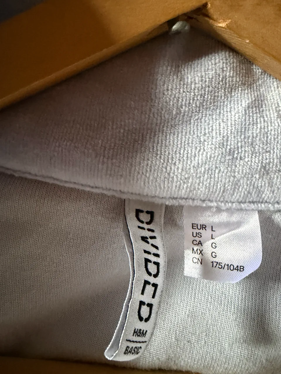 Campera Divided - imagen 1