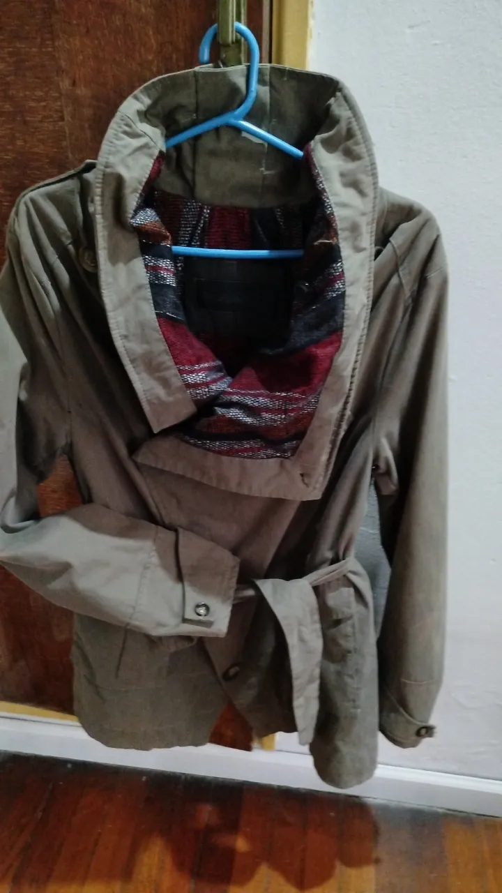 Campera Vete al diablo · Talle S