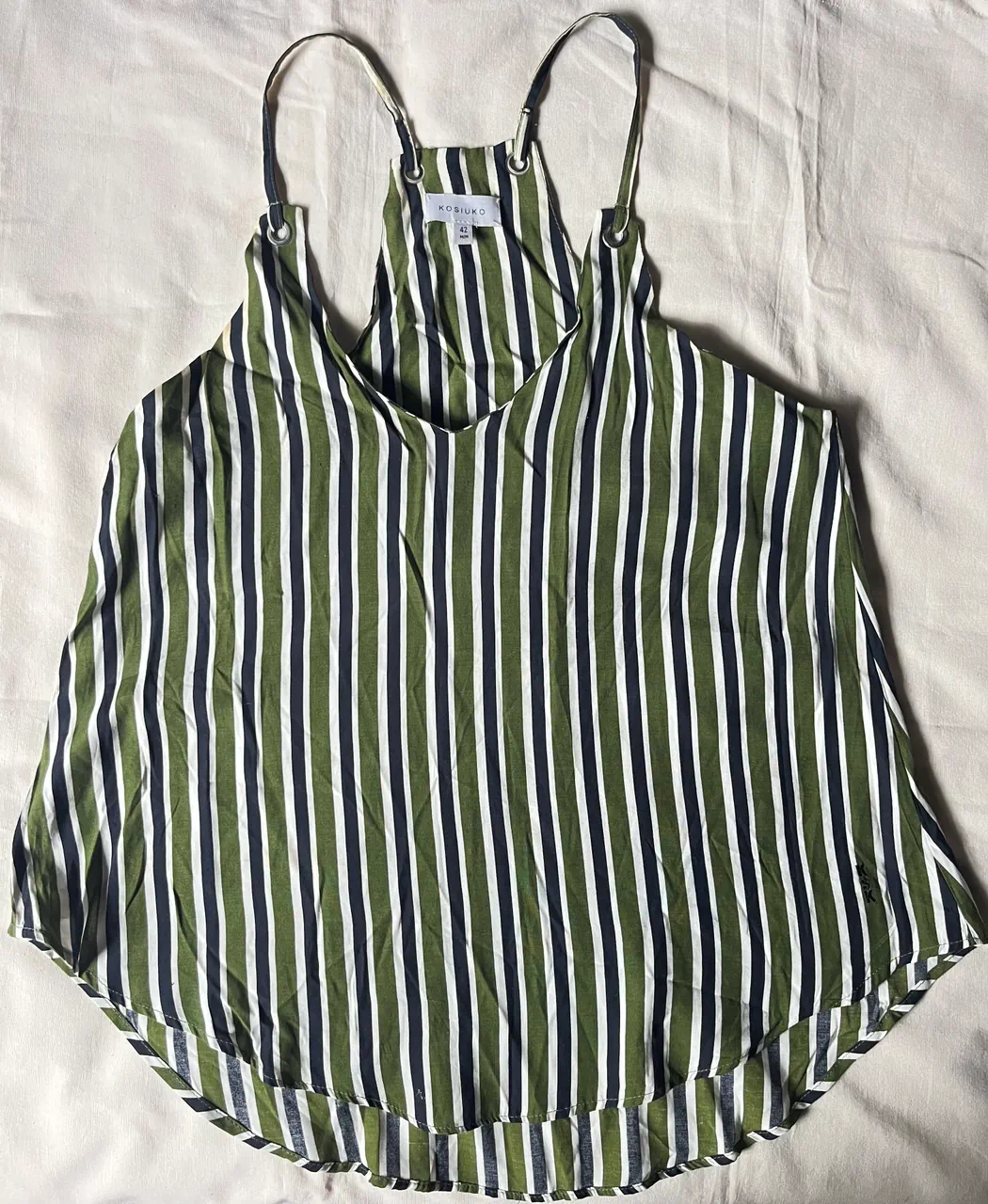 Musculosa Kosiuko - imagen 1