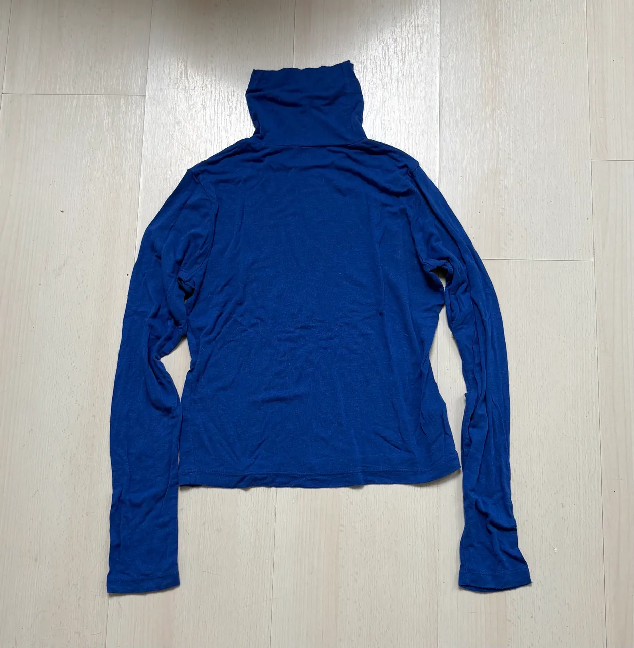 Remera a · Talle único
