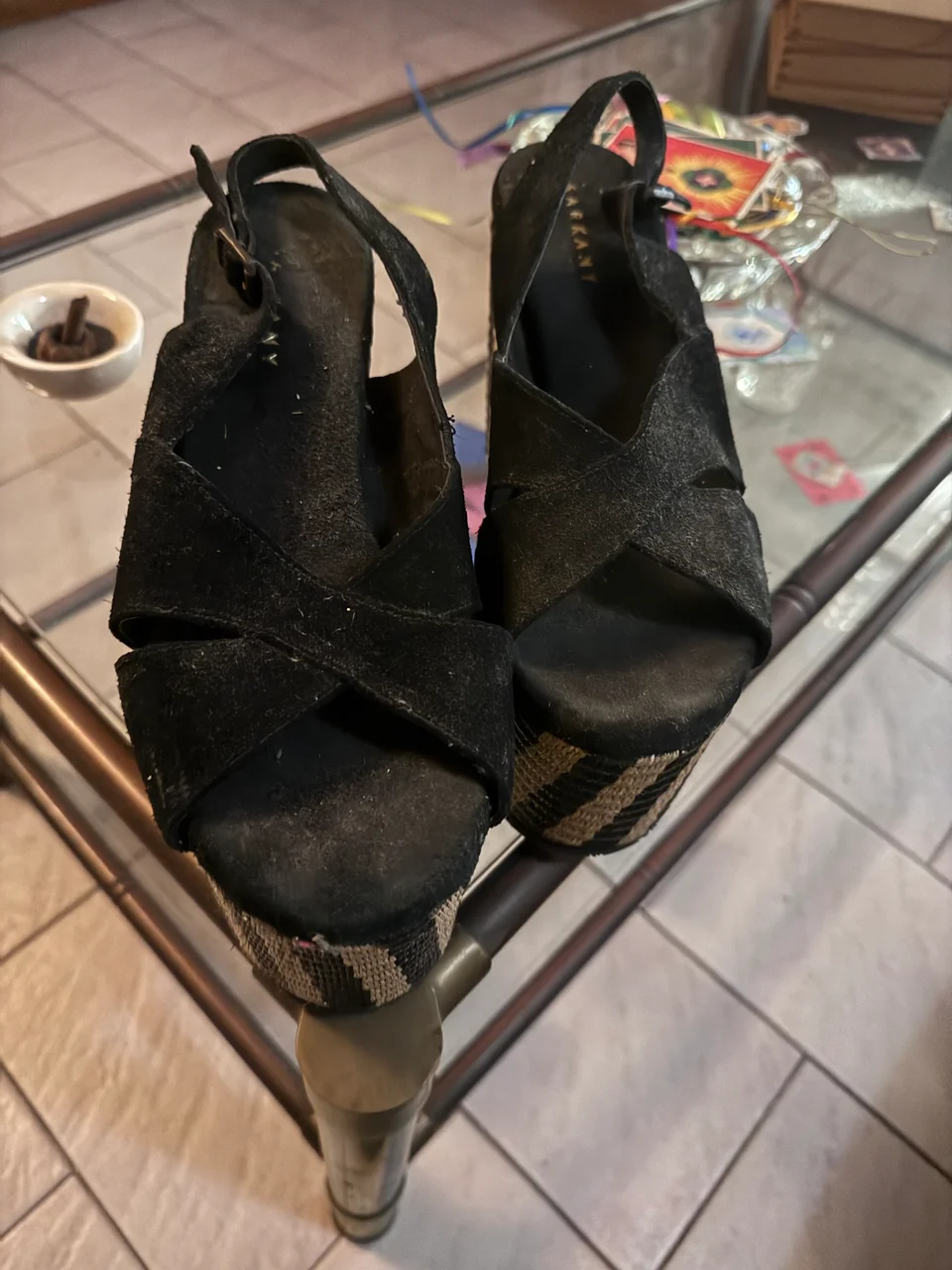 Sarkany · Talle AR 37