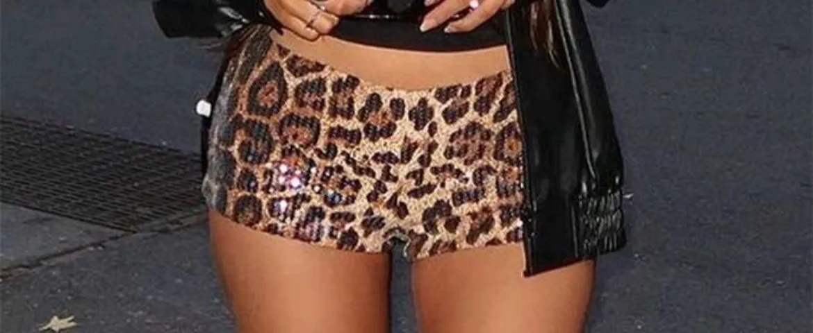 Short Shein Curve - imagen 1