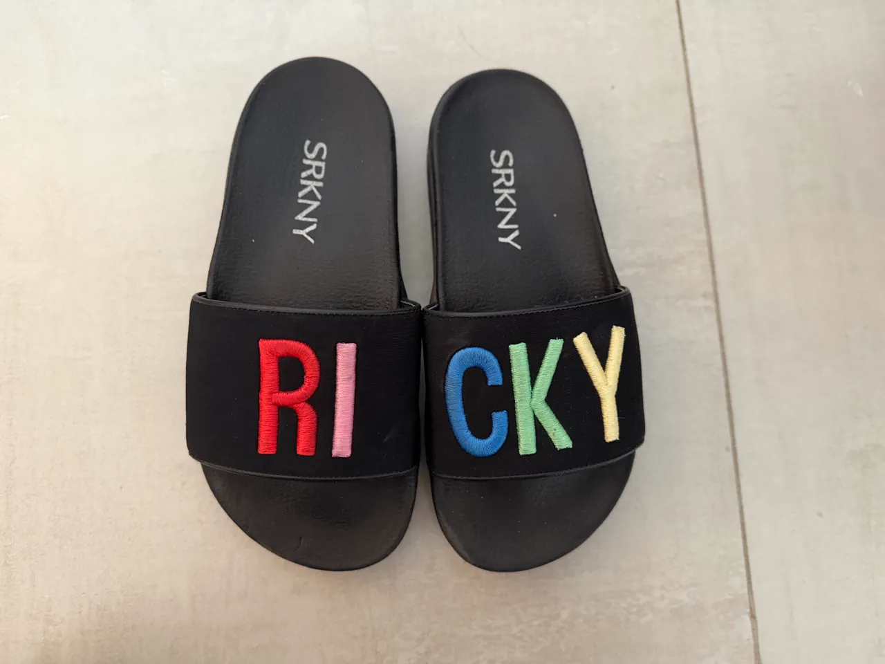 Ojotas Ricky Sarkany - imagen 1