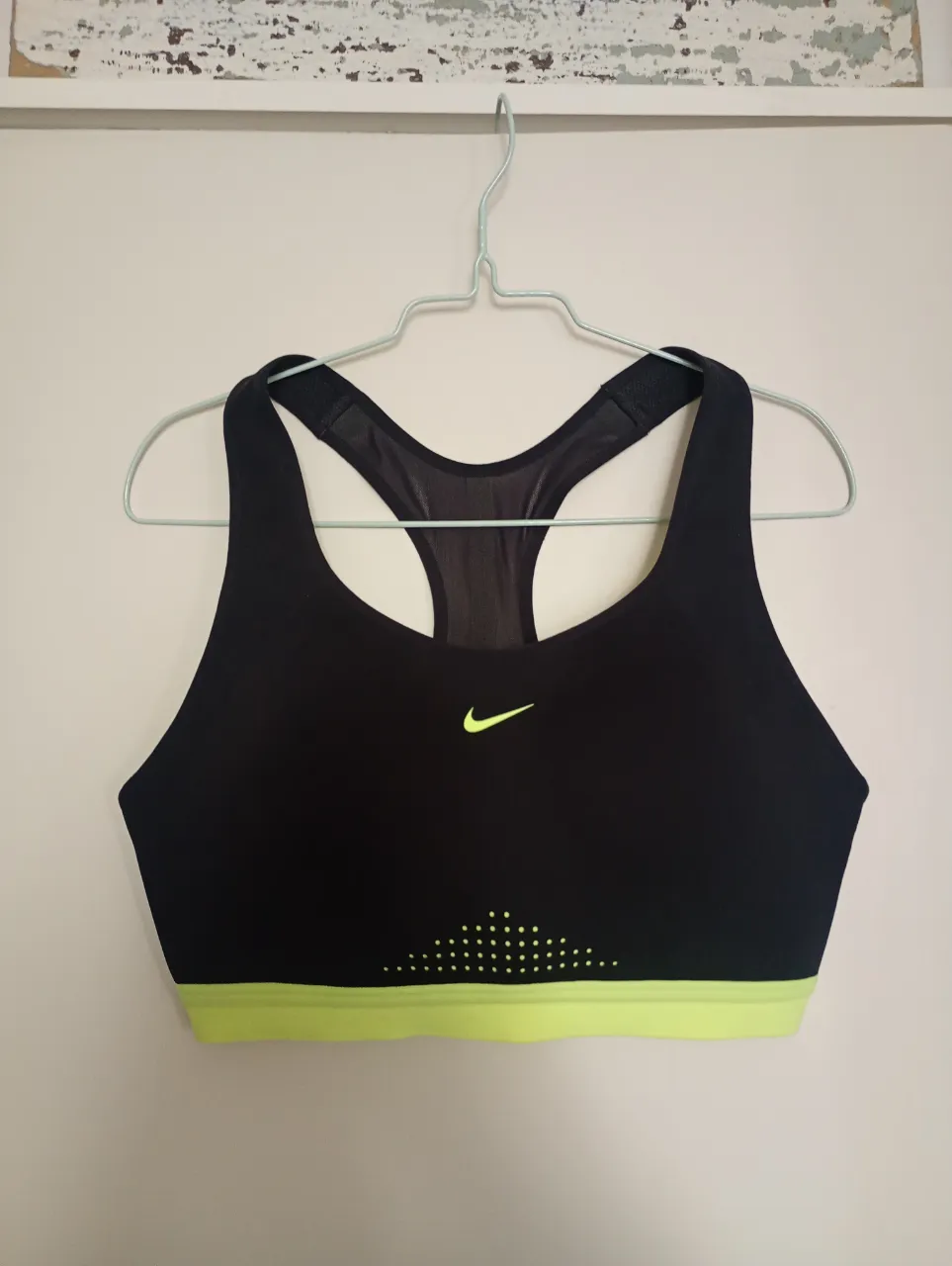 Corpiño deportivo Nike · Talle M