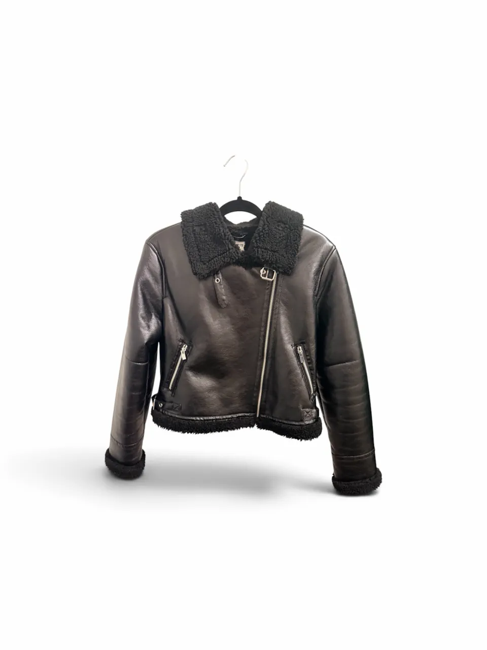 Campera Opposite · Talle L