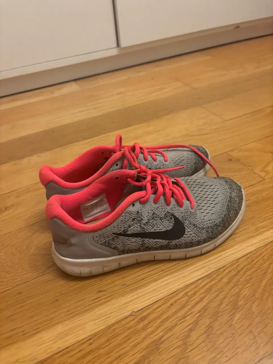 Nike · Talle EU 37
