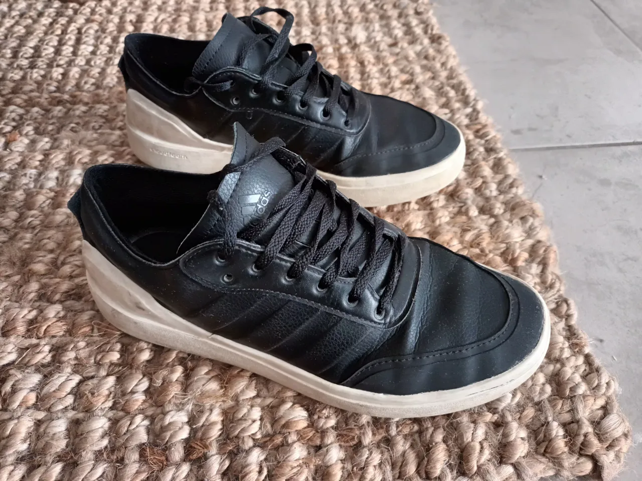 Zapatillas adidas - imagen 1