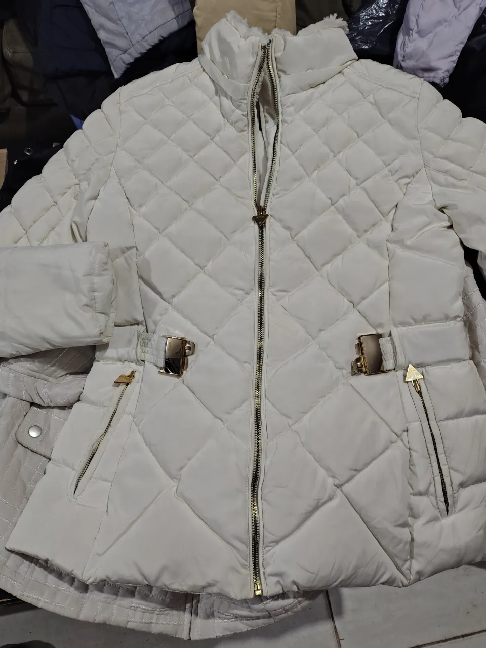 Campera GUESS - imagen 1