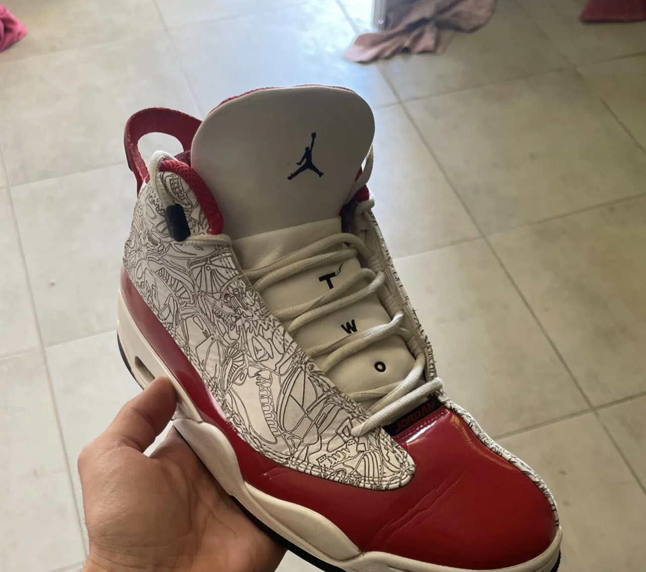Jordan · Talle AR 42