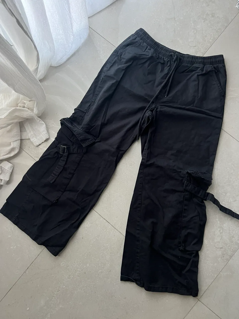 Pantalón Forever 21 · Talle M