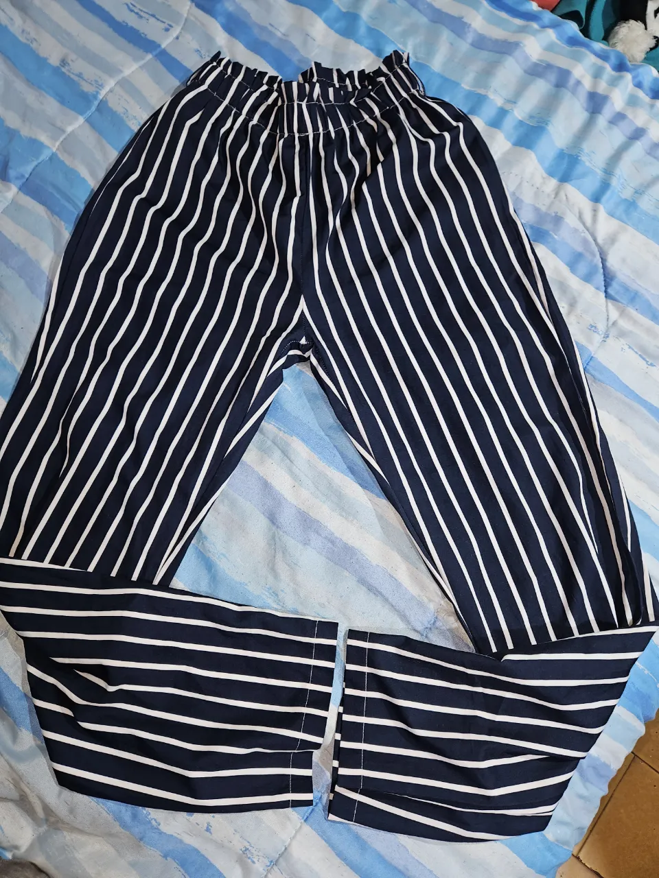 Pantalón Shein · Talle S