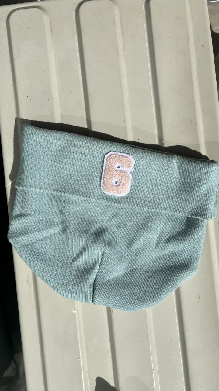 Gorro Merch oficial - imagen 1