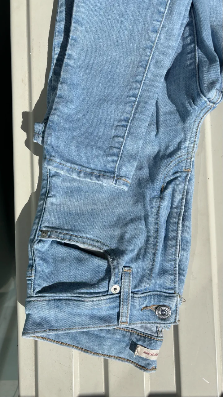Levi's · Talle US 26