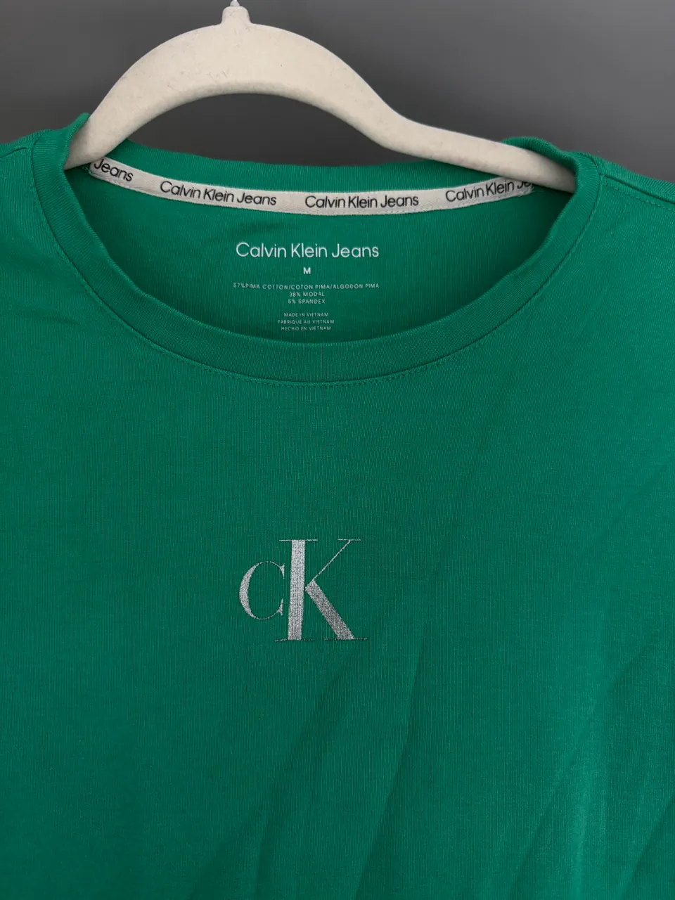 Calvin Klein · Talle M