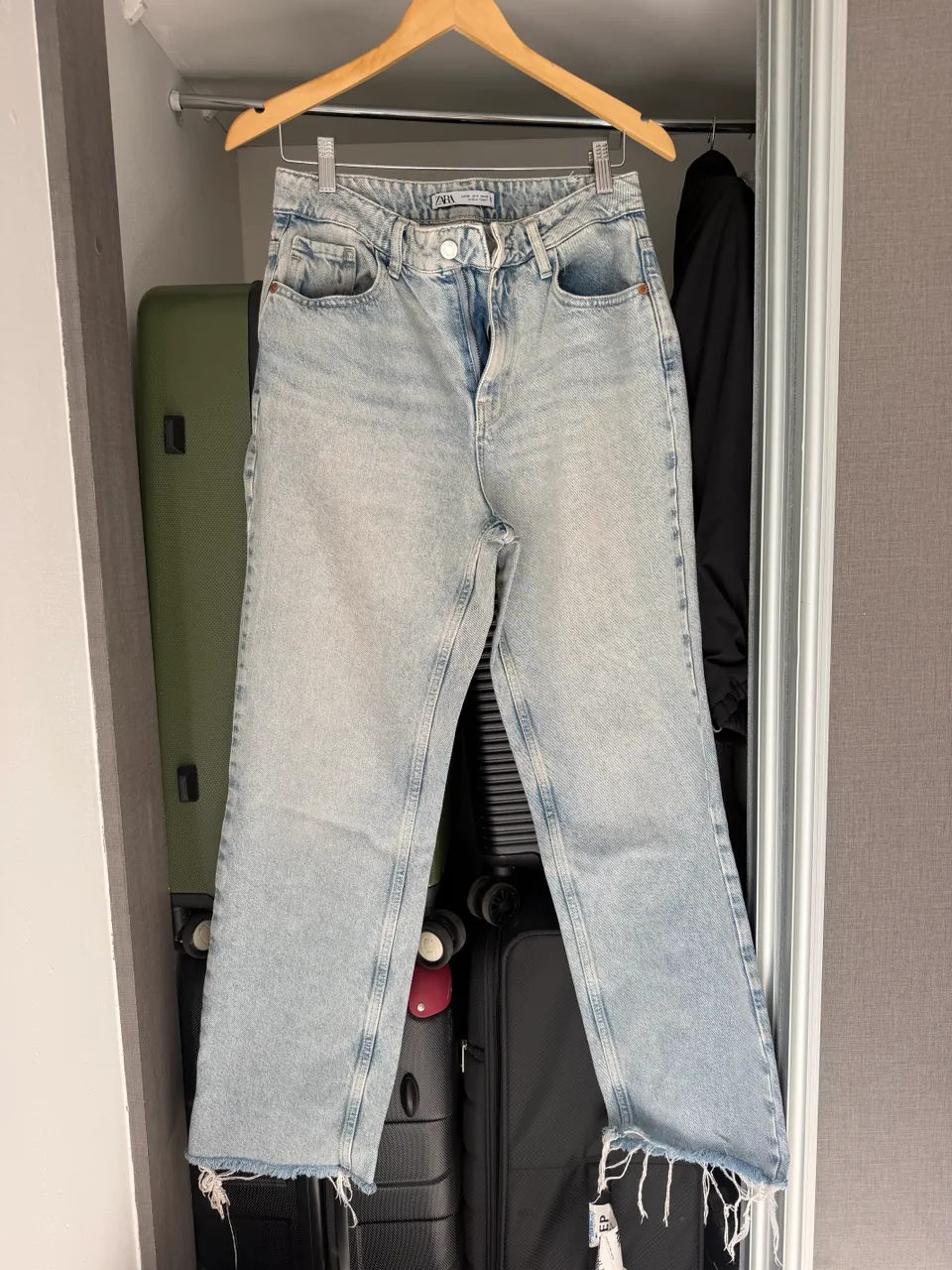 Zara · Talle EU 38