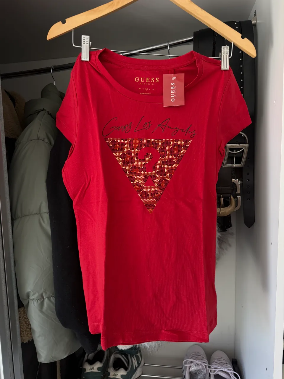 GUESS · Talle M