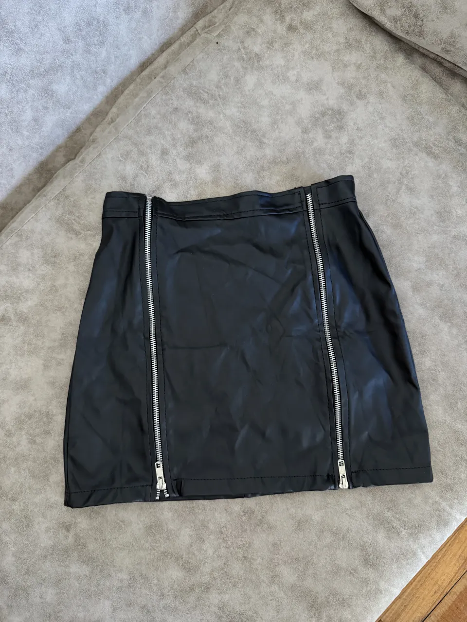 Minifalda Hey Blackk · Talle EU 34