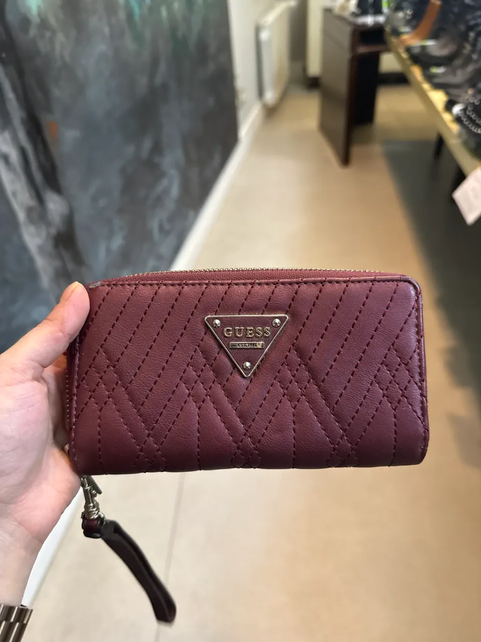 Billetera GUESS - imagen 1