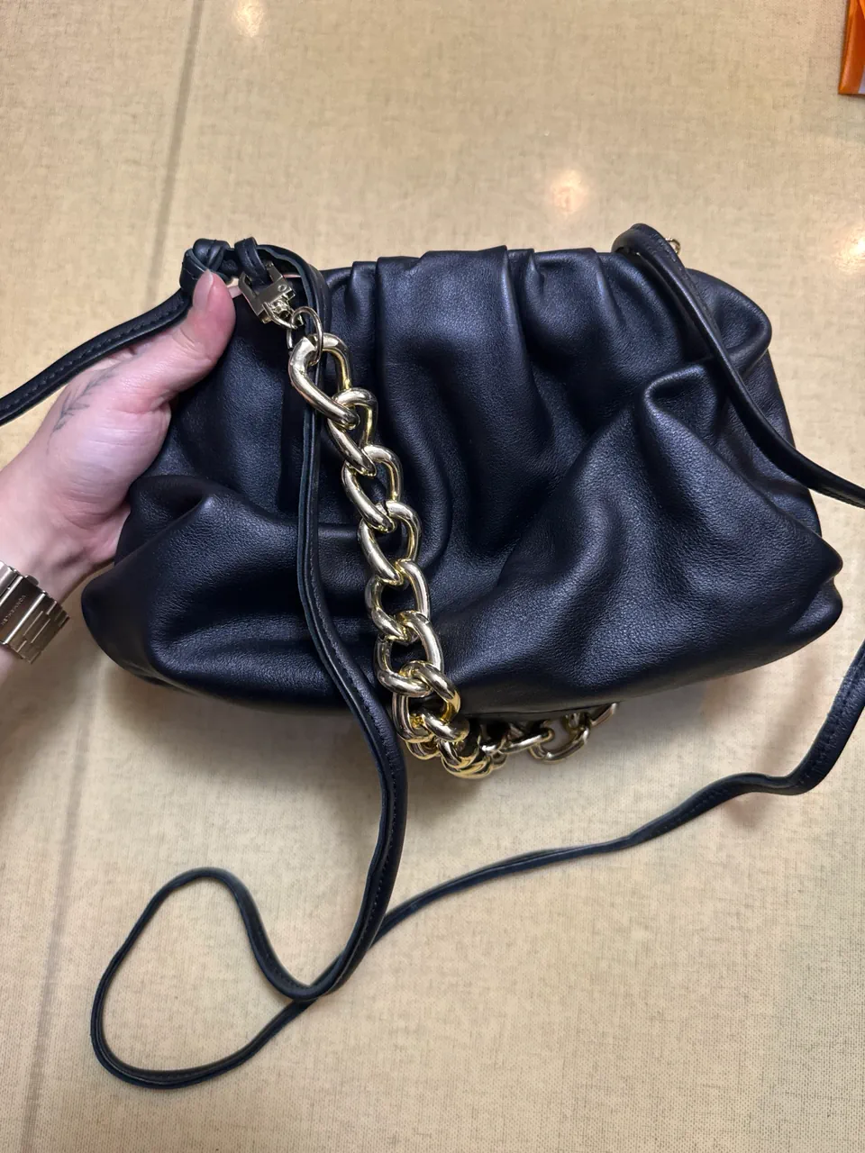 Cartera Bershka