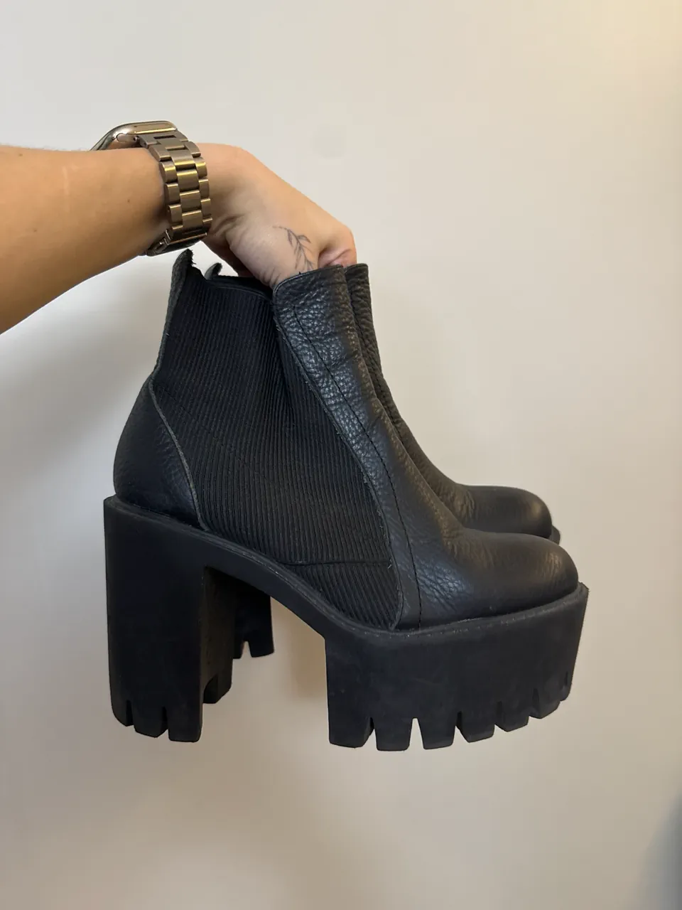Botas Sarkany - imagen 1