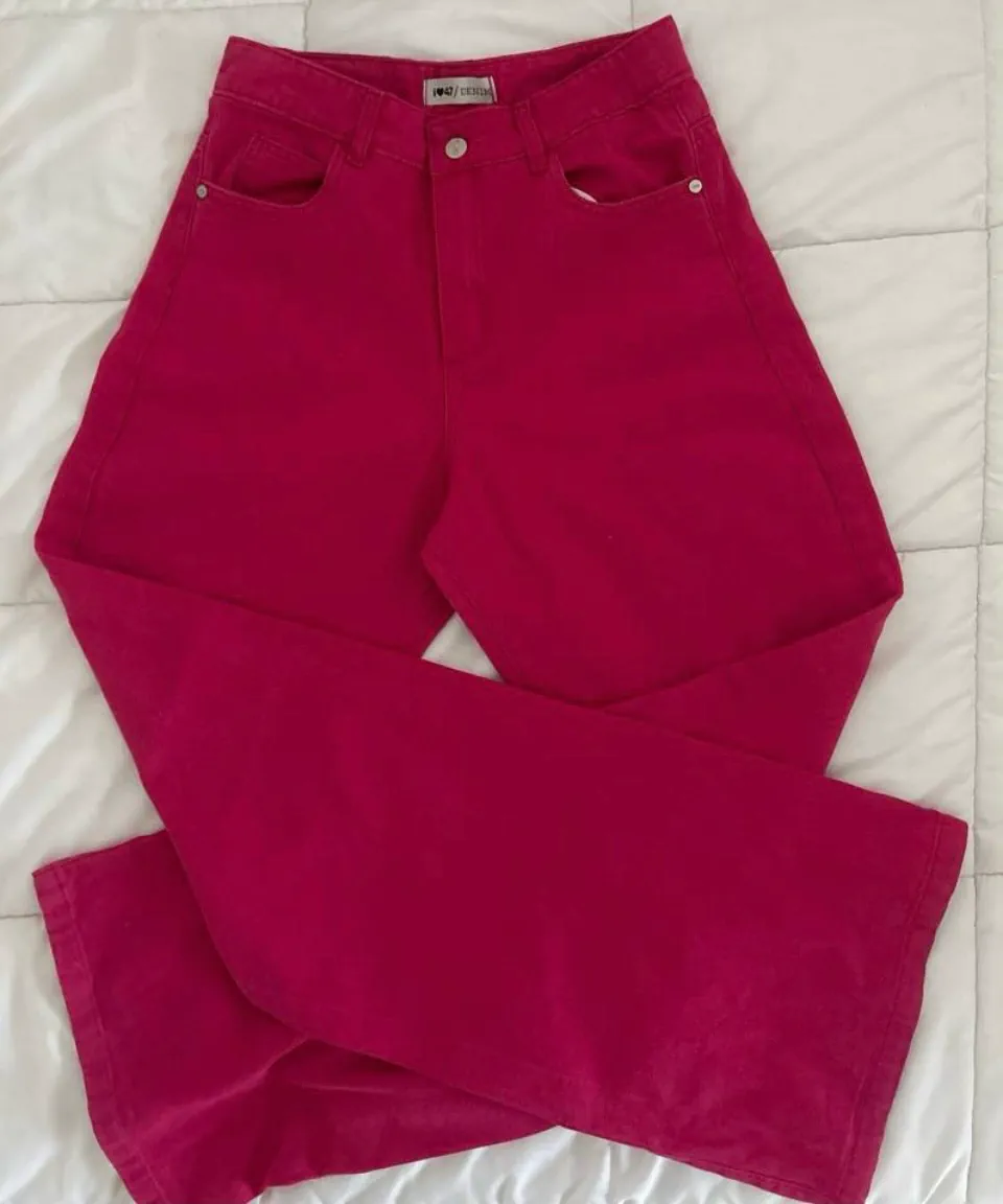 47 Street · Talle EU 40