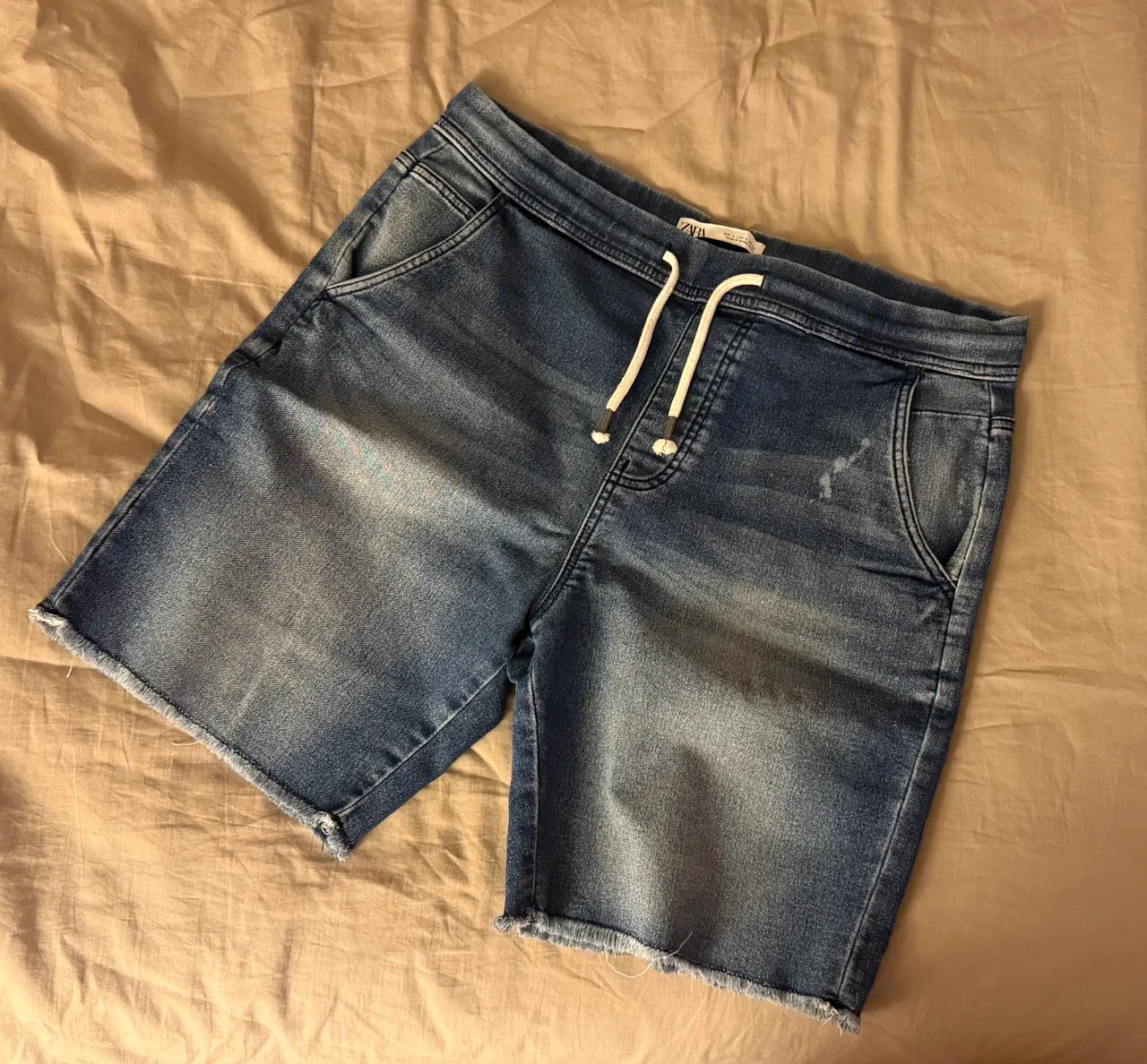 Zara · Talle L