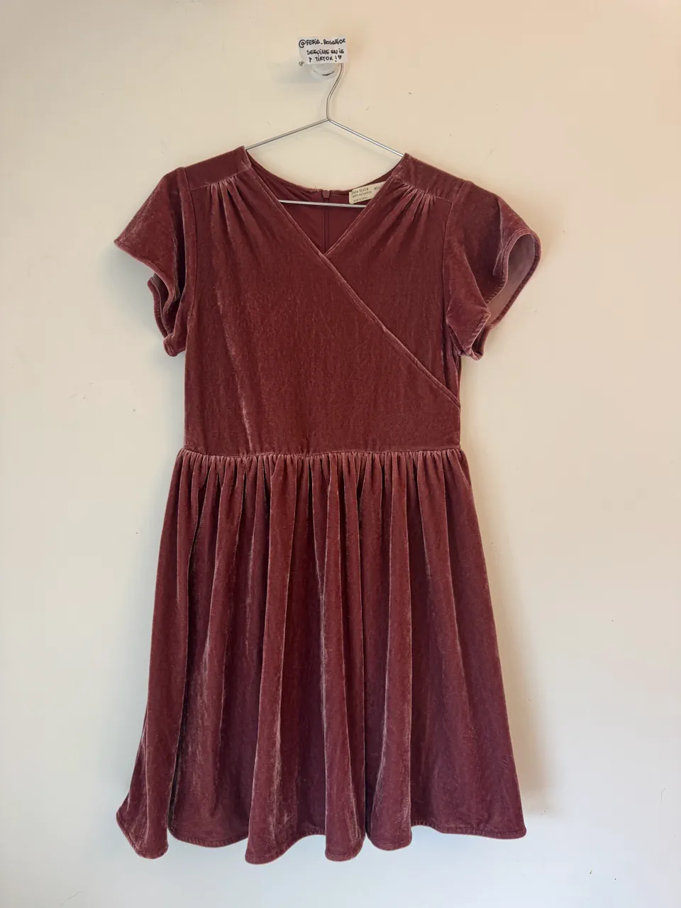 Vestido corto Zara · Talle 12 años / 152 cm