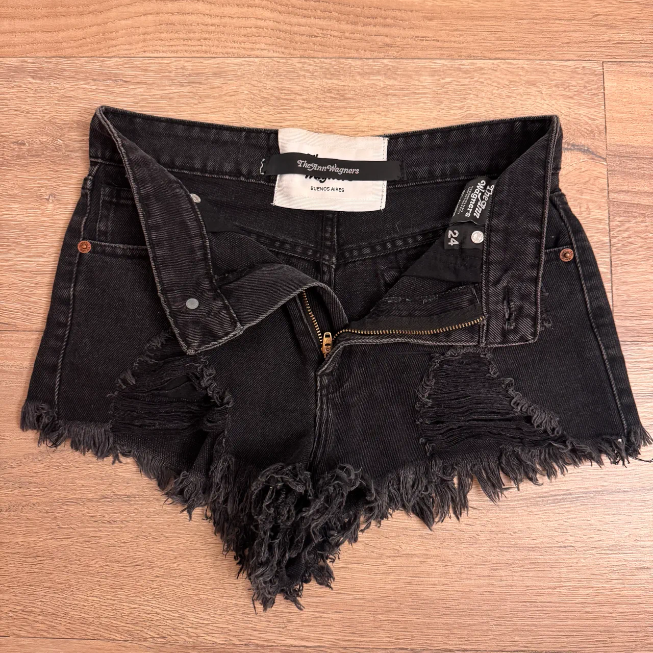 Short The Ann Wagners · Talle MEX/ARG 24