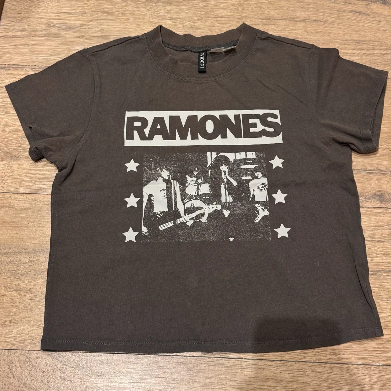 Remera H&M - imagen 1