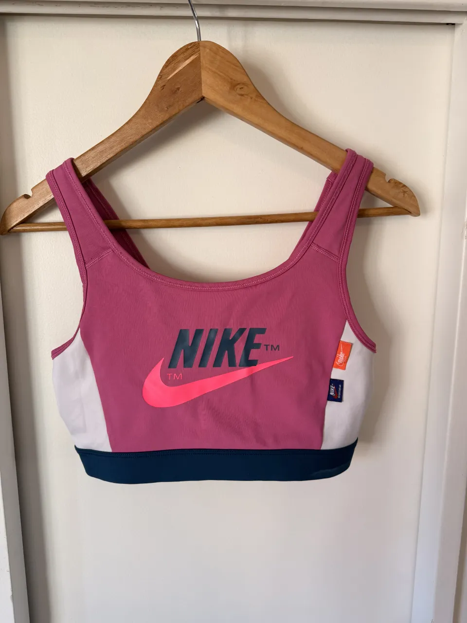 Nike · Talle L