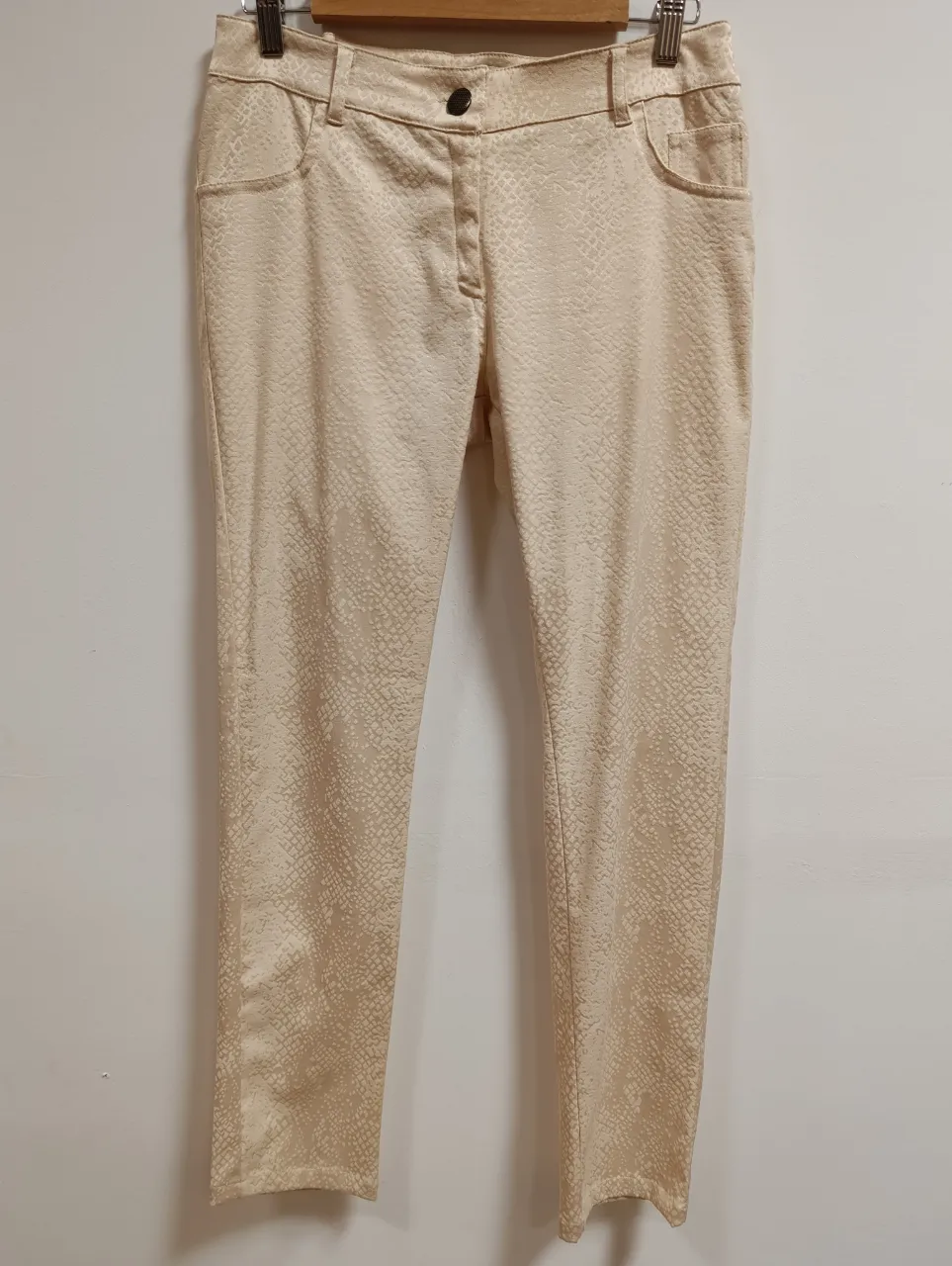 Pantalón Cuesta Blanca · Talle EU 44