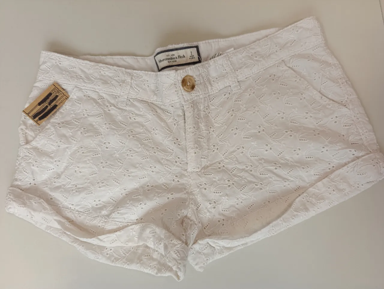 Short Abercrombie & Fitch - imagen 1