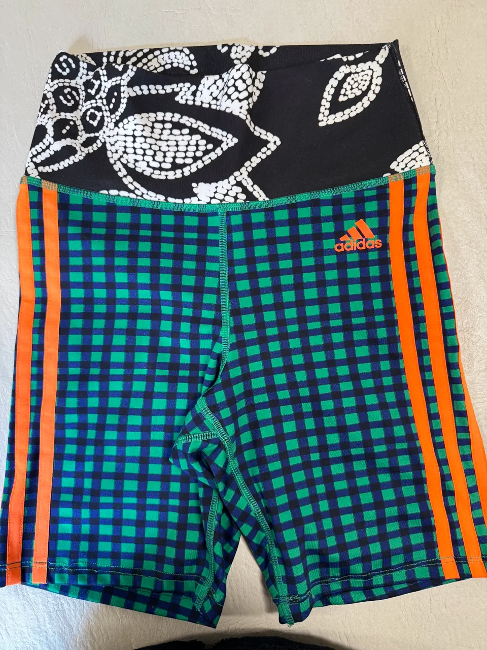Short adidas - imagen 1