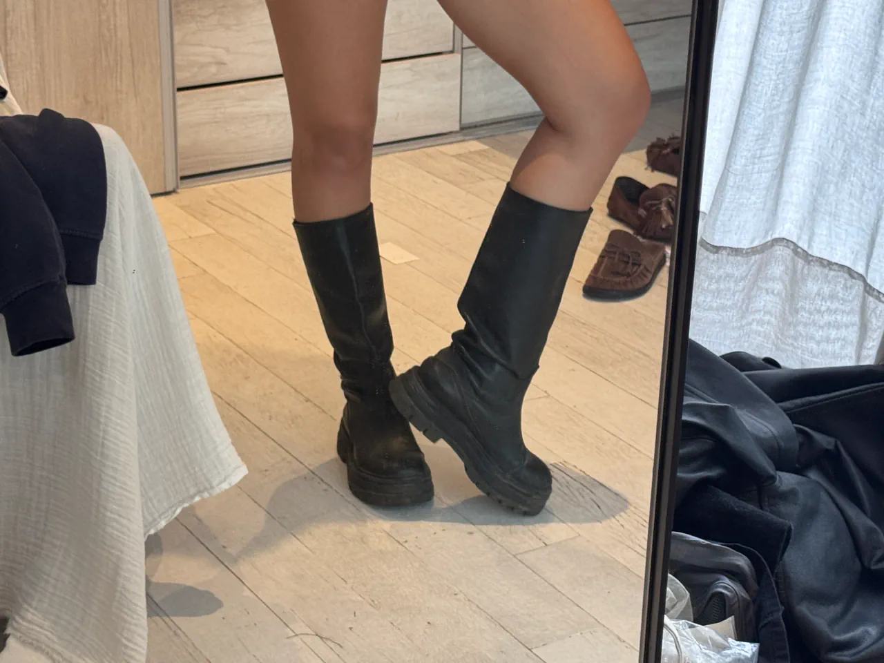 Sarkany · Talle EU 37