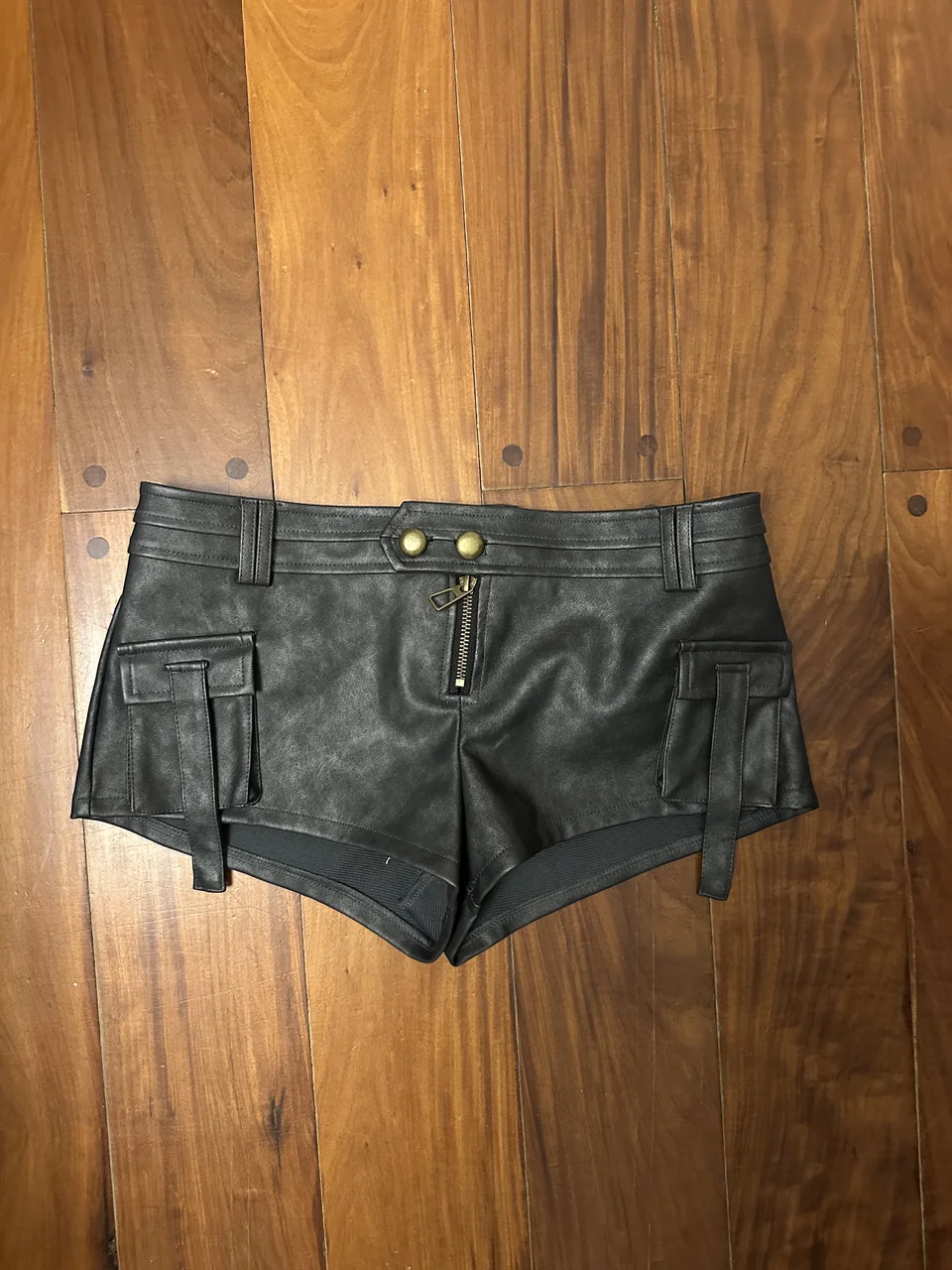 Short edikted - imagen 1