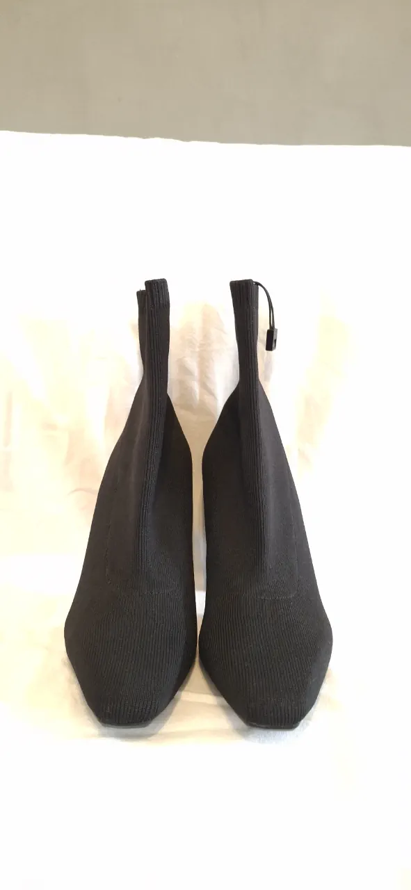 Zara · Talle EU 36
