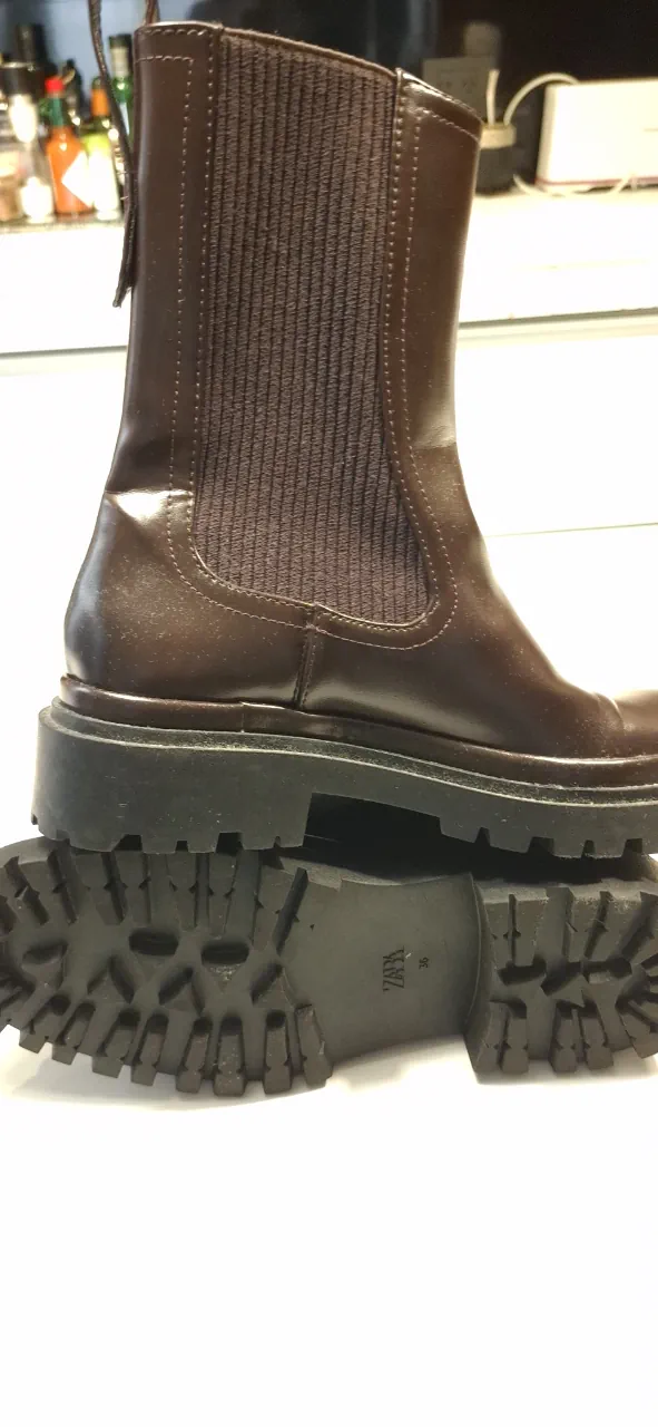 Zara · Talle EU 36