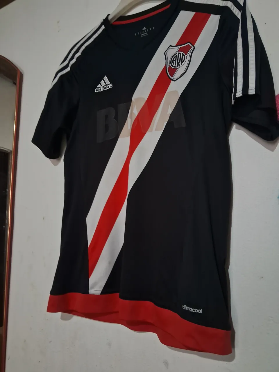 Camiseta adidas - imagen 1
