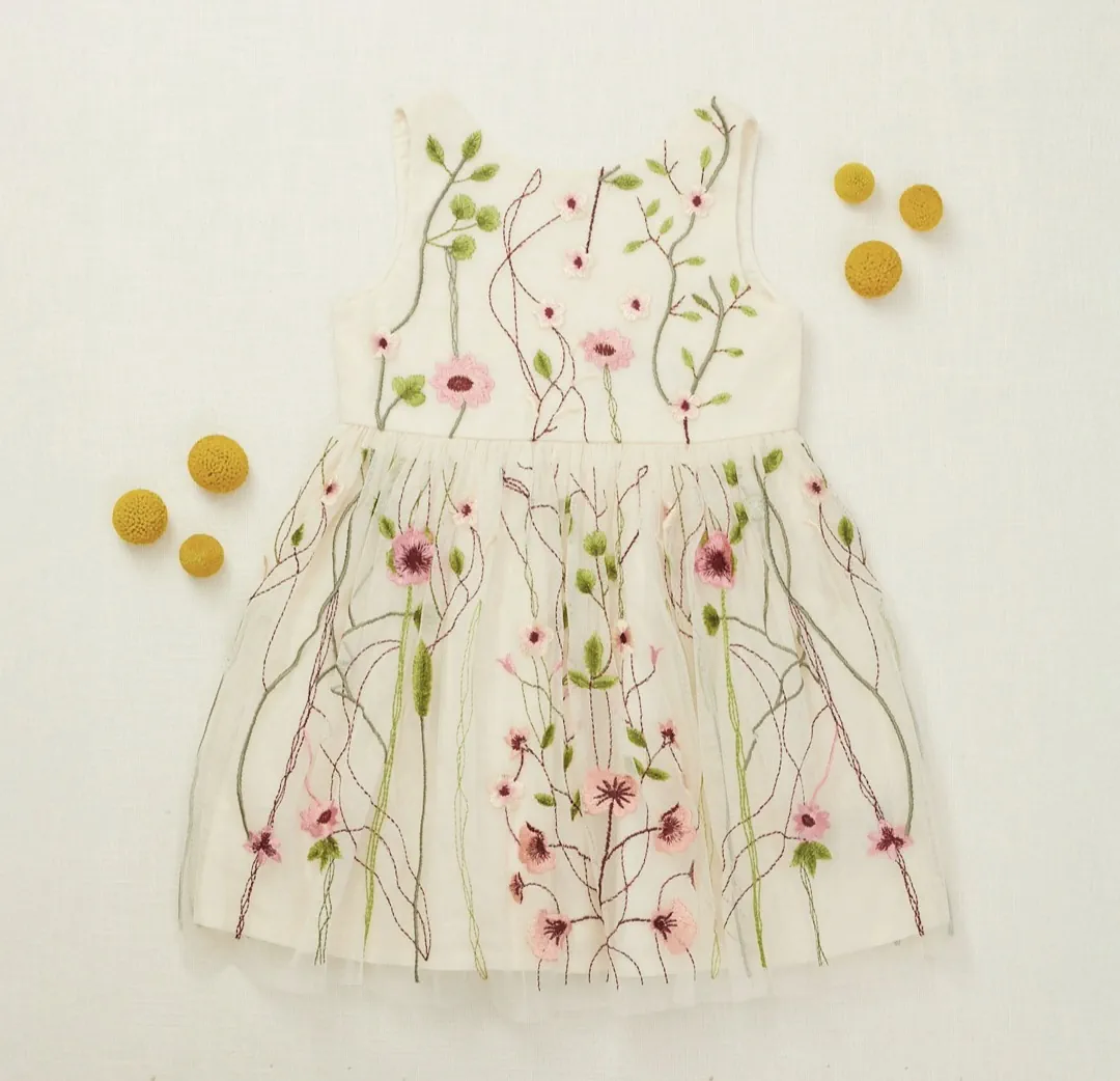 Little akiabara · Talle 4 años / 104 cm