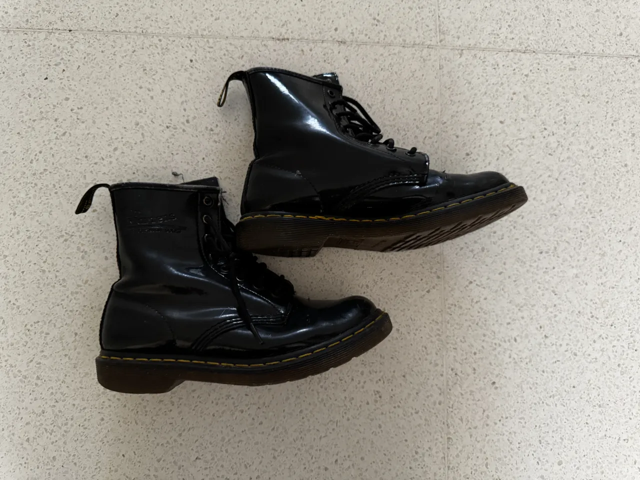 Borcegos Dr. Martens · Talle AR 38