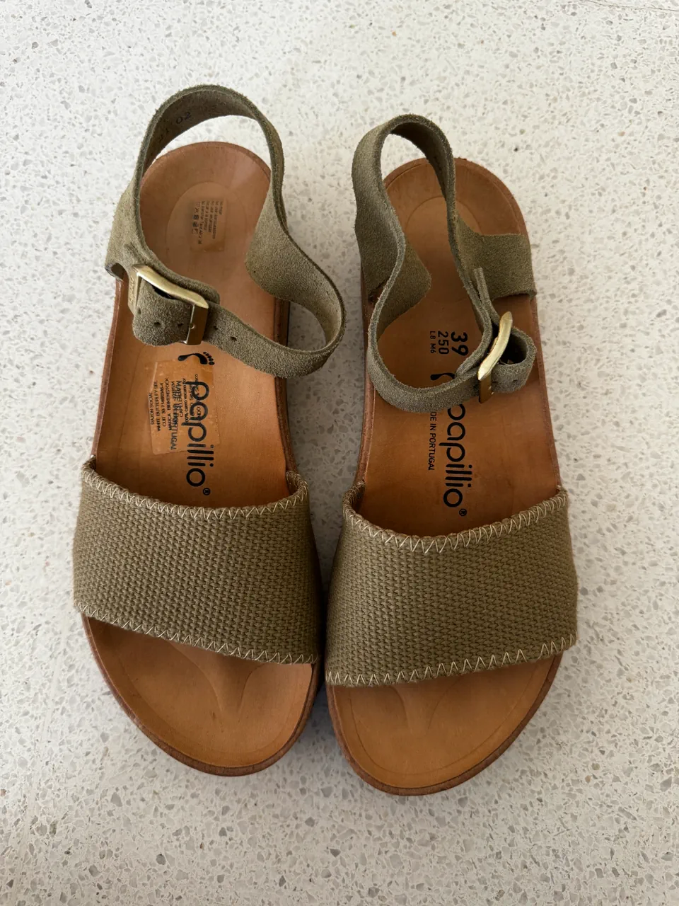 Birkenstock · Talle AR 39