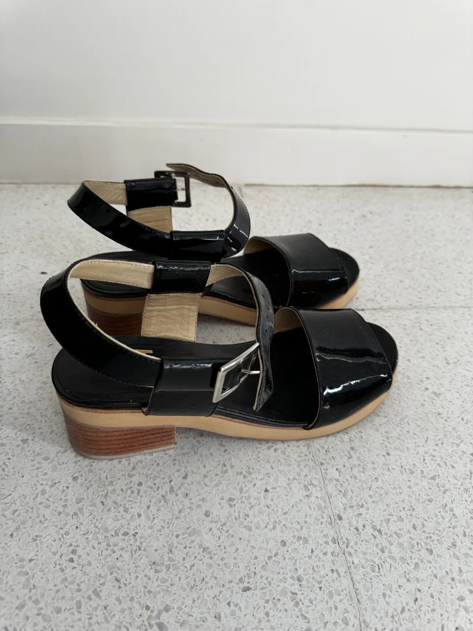 Sandalias Mishka - imagen 1