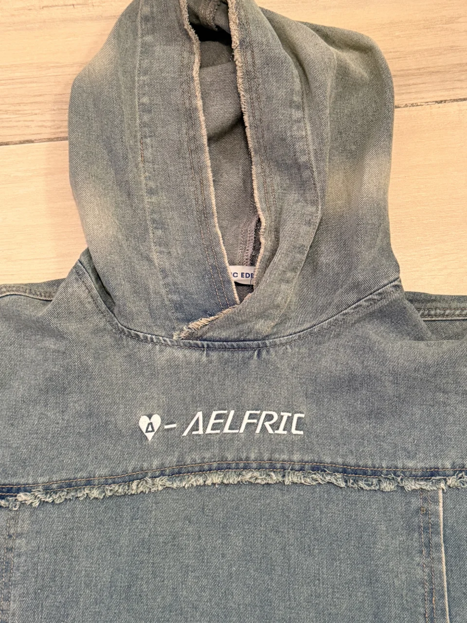 Aelfric eden · Talle L