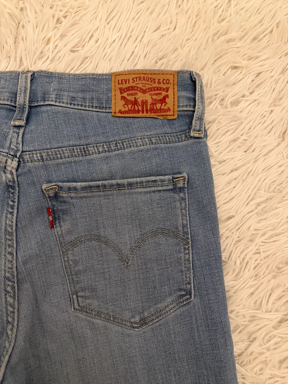 Levi's · Talle US 26