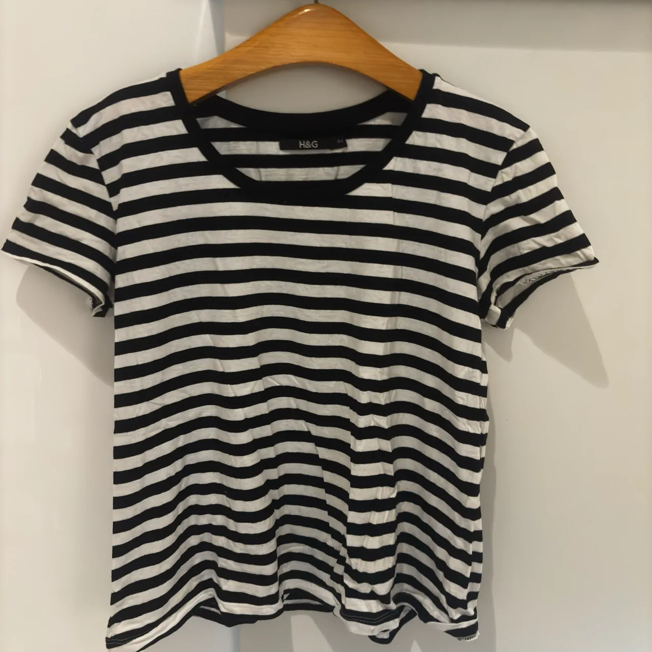 Remera H&g · Talle L