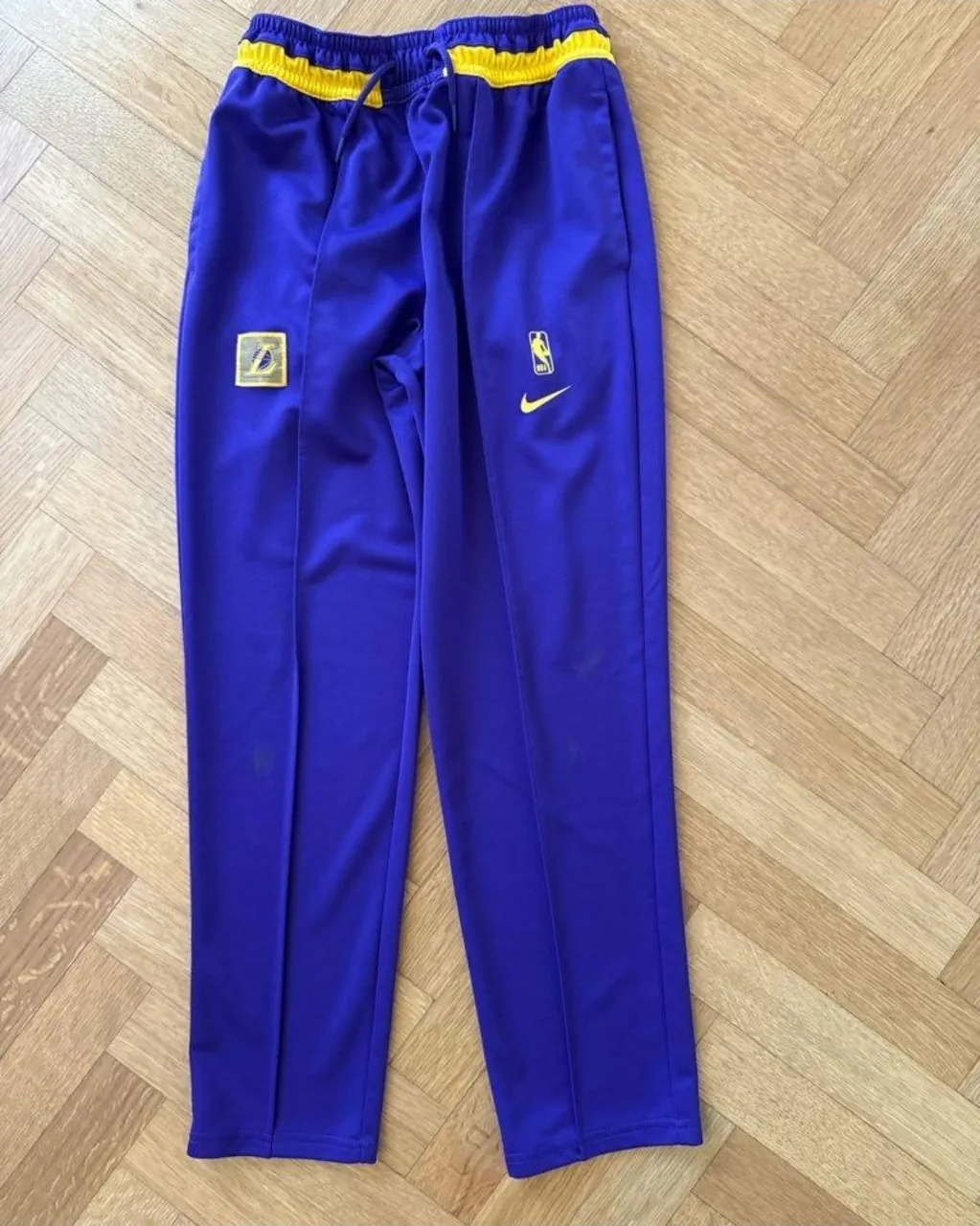 Pantalón Nike · Talle M