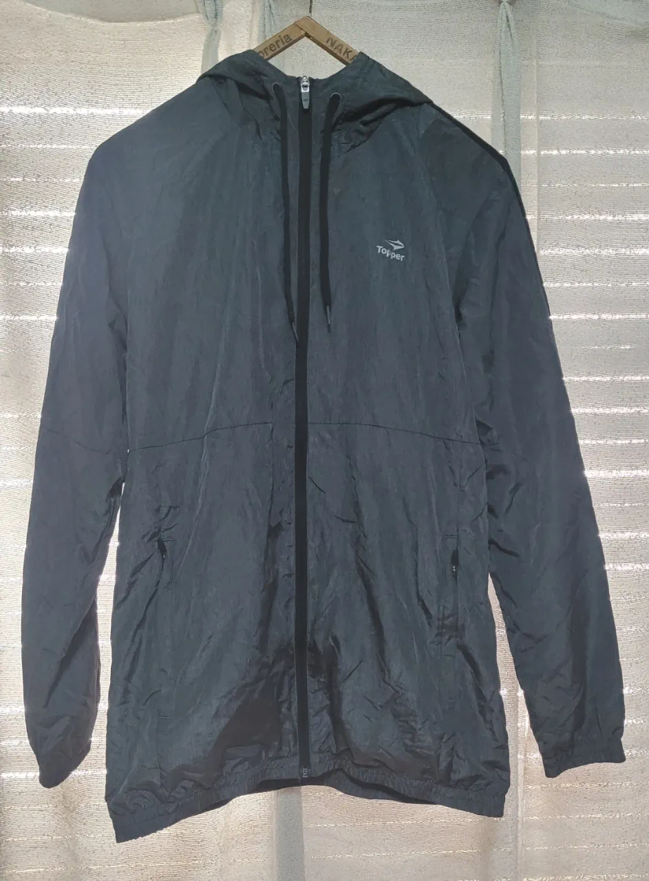 Rompeviento Topper · Talle M