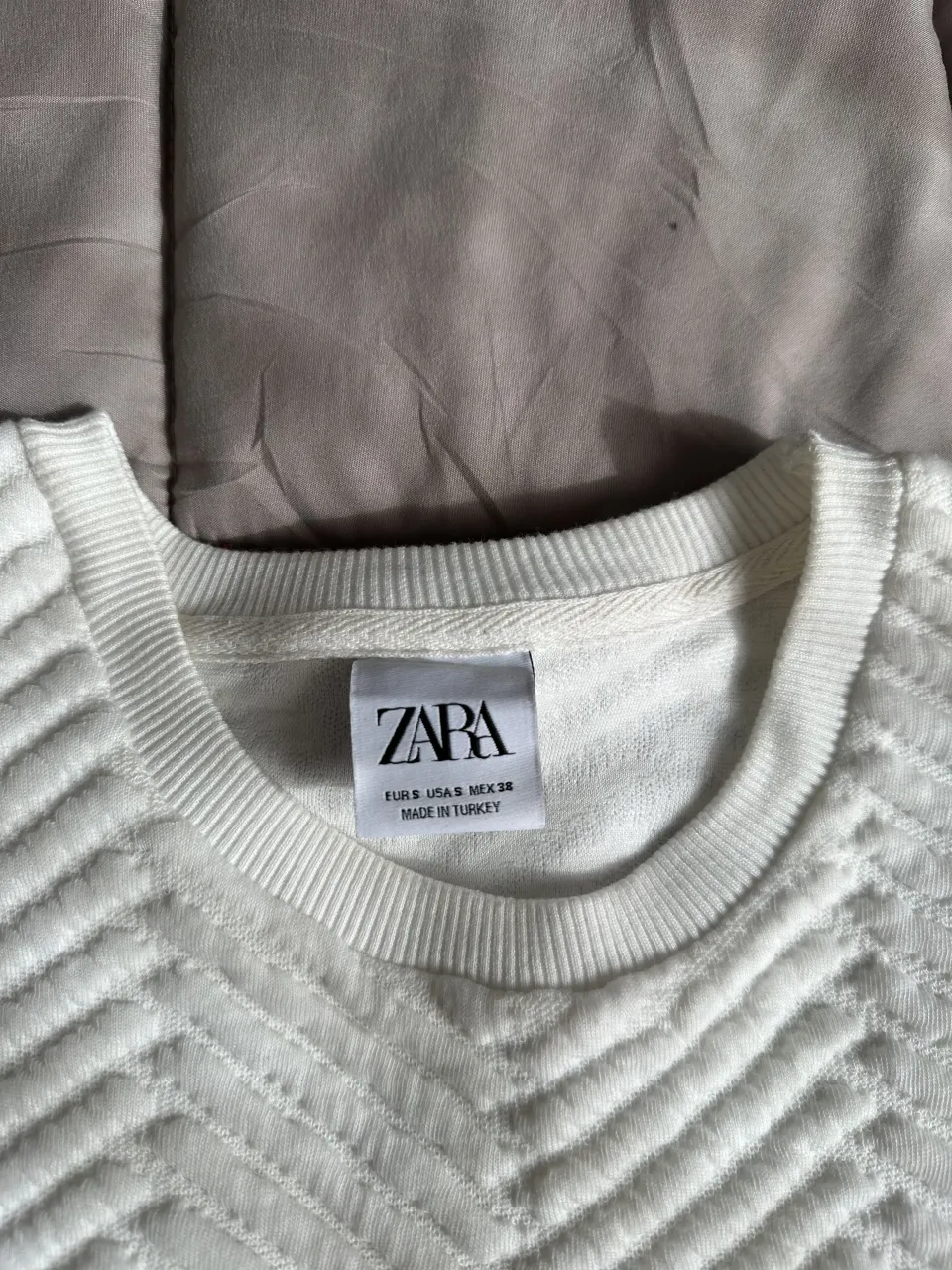 Buzo Zara - imagen 1
