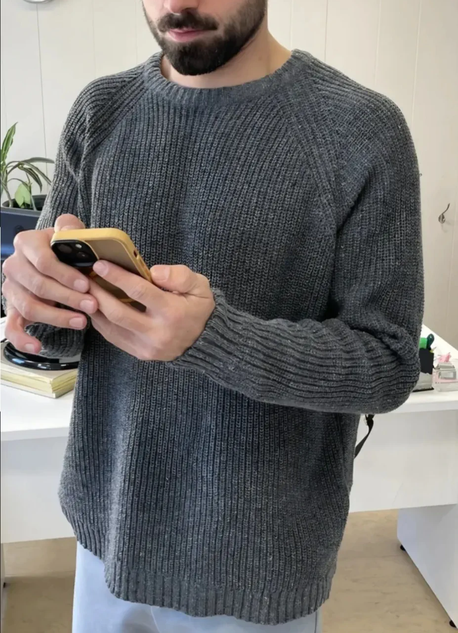 Club del sweater · Talle L